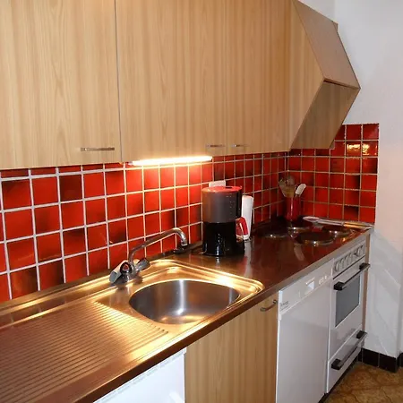 One-bedroom Grain D'or 217 아파트